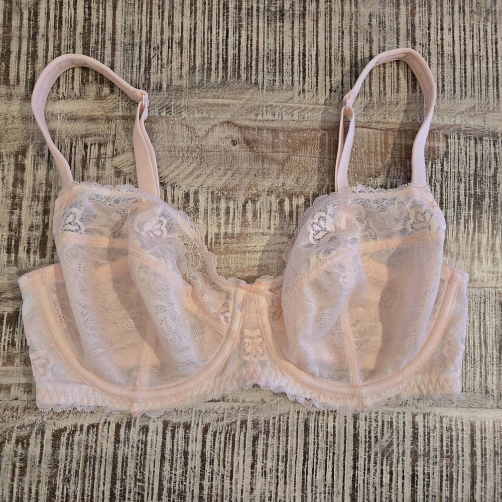 Cacique Pink Lace Underwire Bra